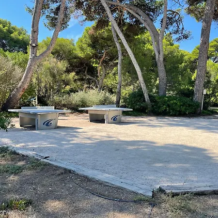 Vue Et Pieds Dans L'eau דירה